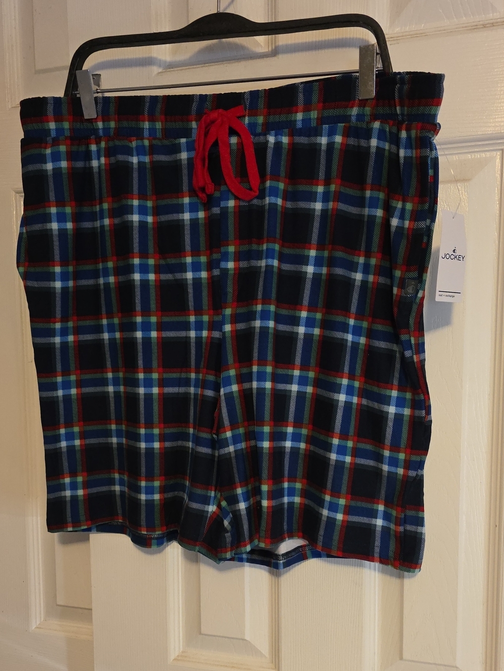 Jockey Men’s XL Navy Plaid Sleep Shorts With Pockets And Red Drawstring. NWT.